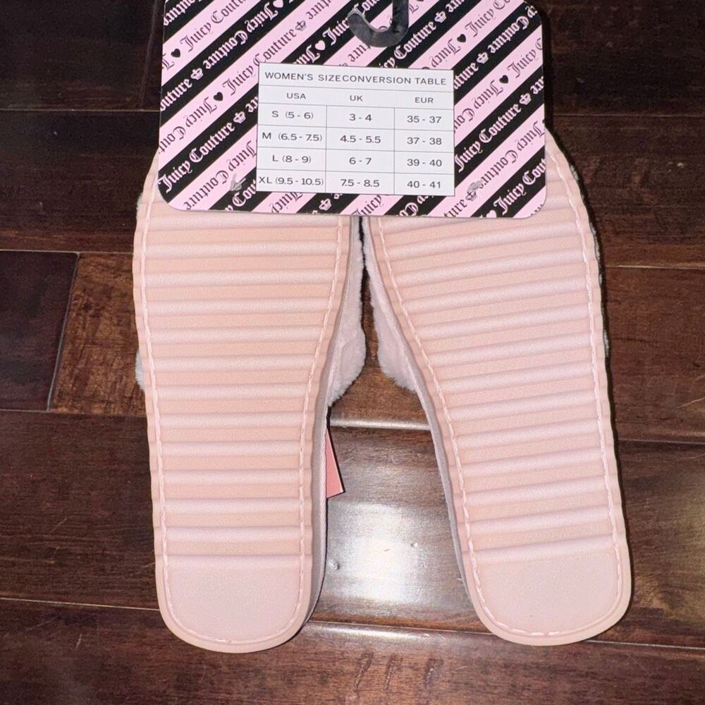NWT Juicy Couture faux fur slippers with a crystal-embellished logo light pink s - Picture 3 of 5